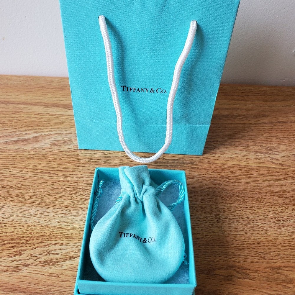 ***PRICE DROP*** Tiffany & Co. Silver Atlas Ring 7 - Picture 3 of 5
